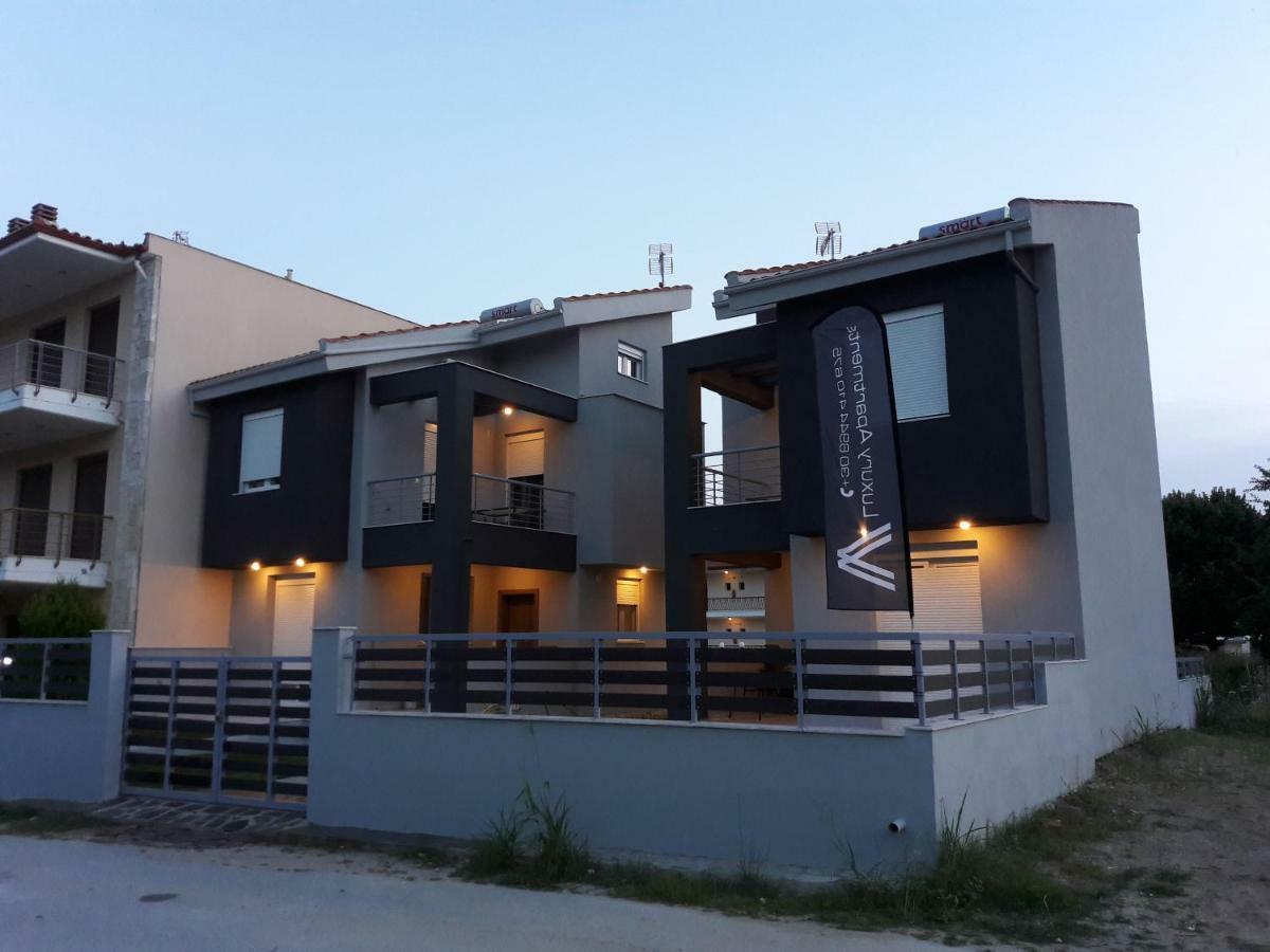 V Luxury Apartments Siviri Esterno foto